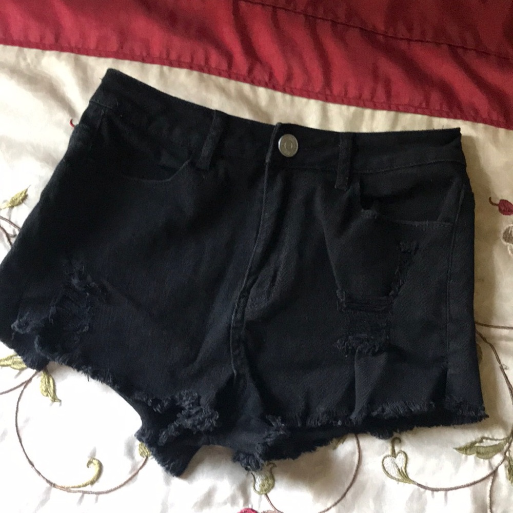 Black Maui rise ripped shorts